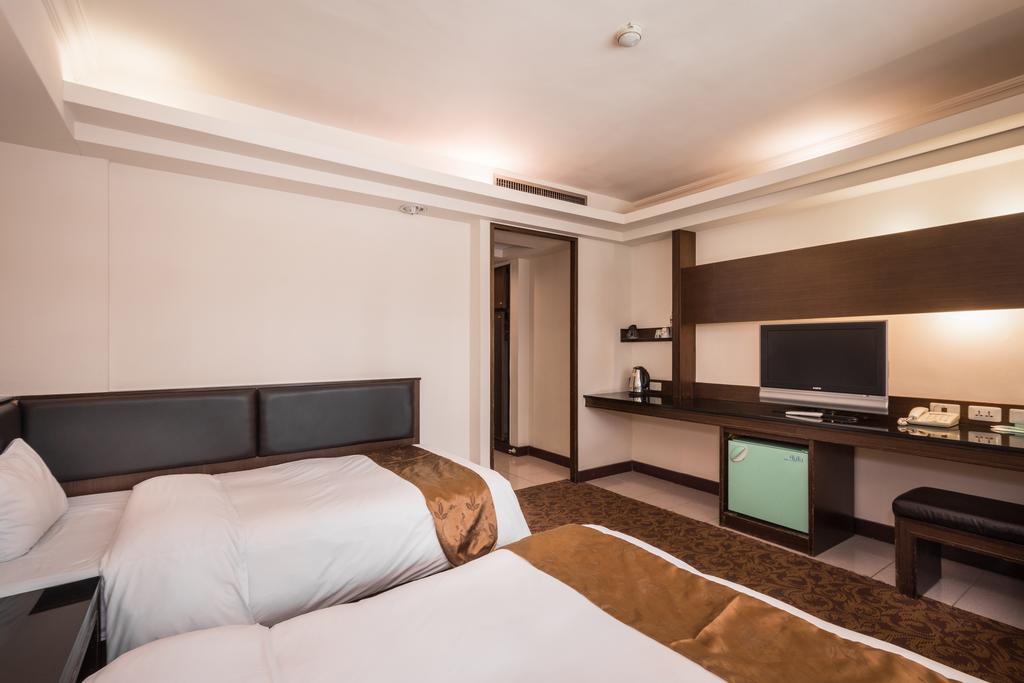 The Enterpriser Hotel Тайчжун Экстерьер фото