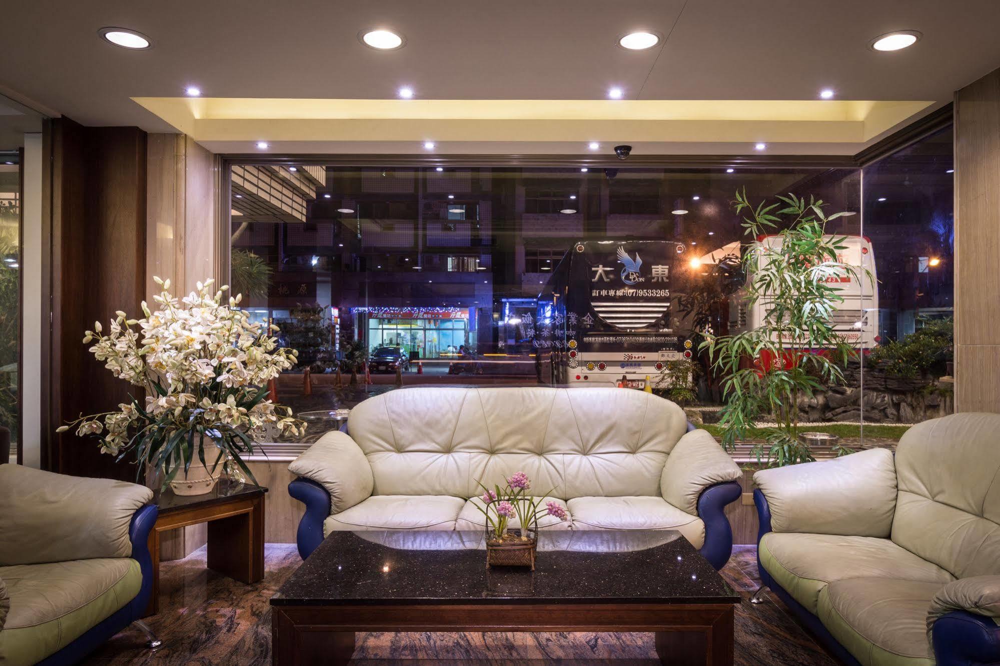 The Enterpriser Hotel Тайчжун Экстерьер фото