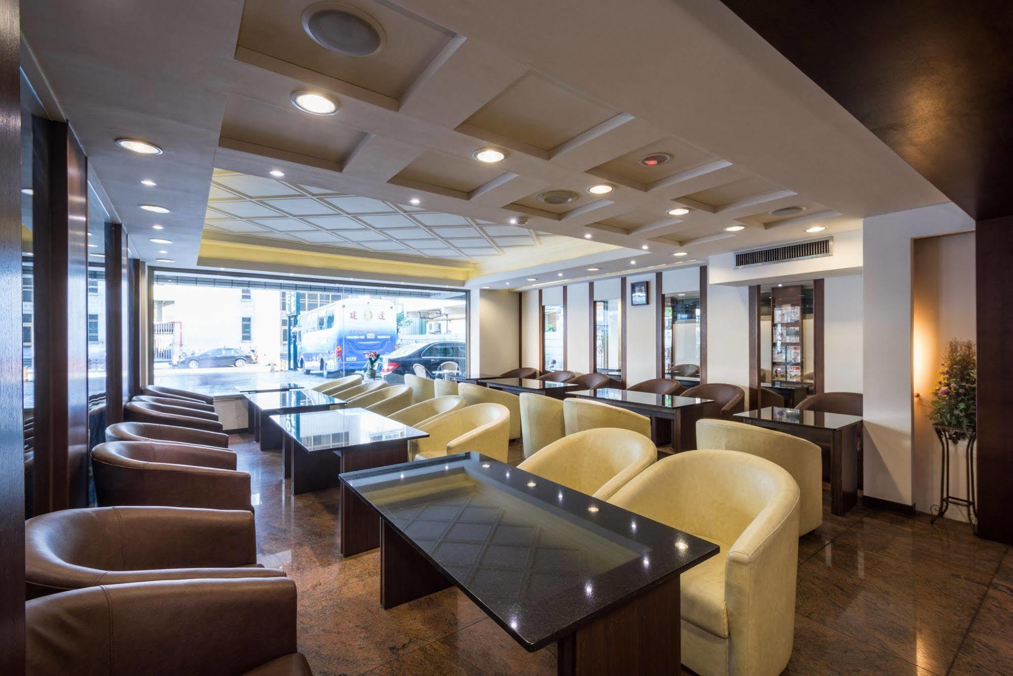 The Enterpriser Hotel Тайчжун Экстерьер фото