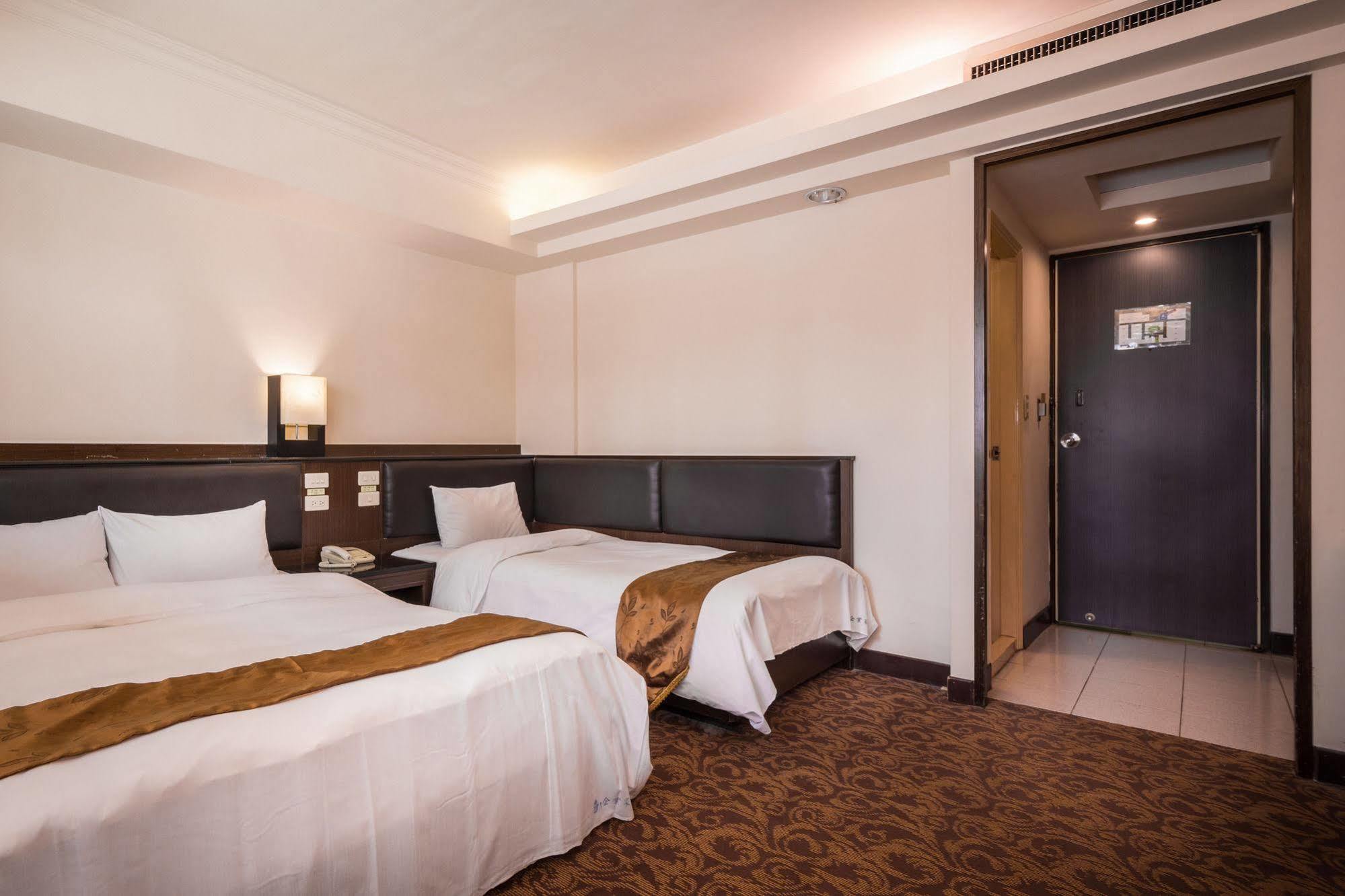 The Enterpriser Hotel Тайчжун Экстерьер фото